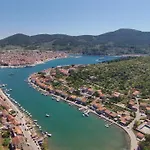 Stone House San Pelegrin * Vela Luka