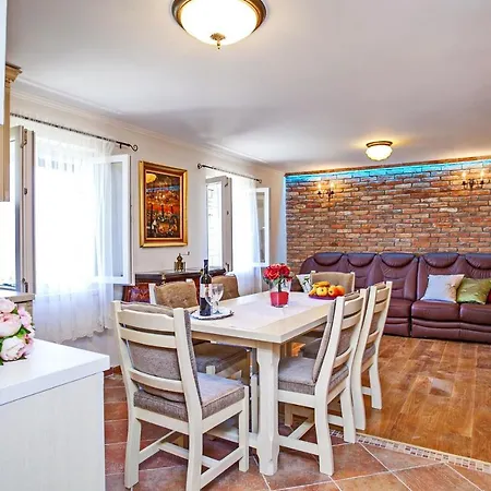 Vakantiehuis Stone House San Pelegrin Vela Luka