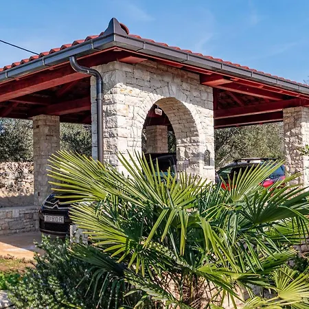Stone House San Pelegrin Tatil Evi *