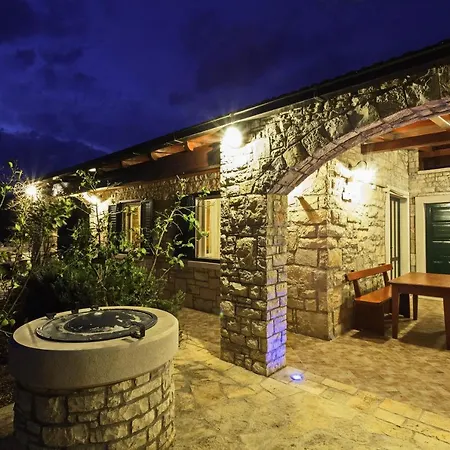 Stone House San Pelegrin Vela Luka