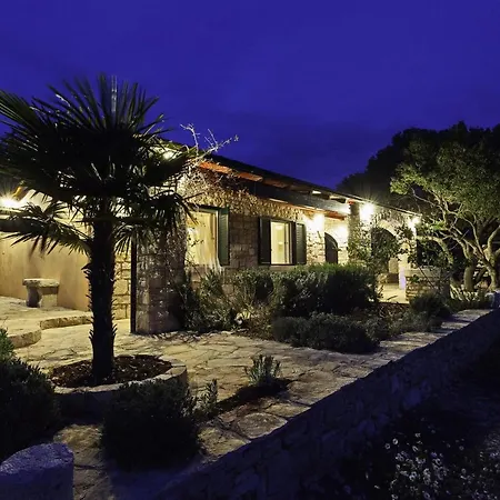 Vakantiehuis Stone House San Pelegrin Vela Luka
