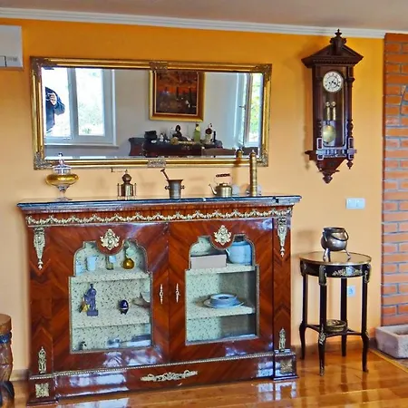 Stone House San Pelegrin