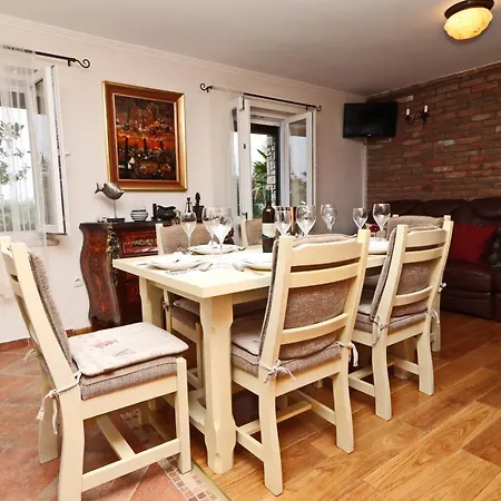 Ferienhaus Stone House San Pelegrin Vela Luka
