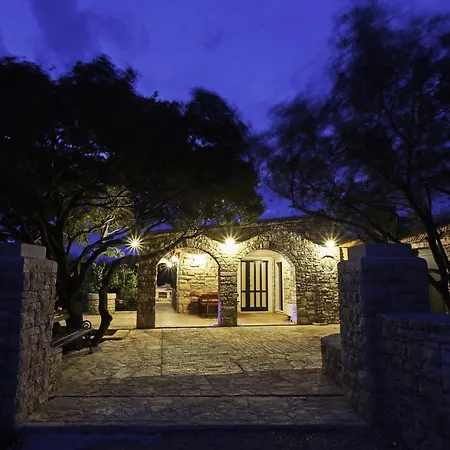 Tatil Evi Stone House San Pelegrin *