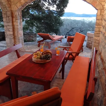 Stone House San Pelegrin Vakantiehuis *