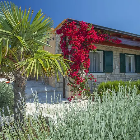Stone House San Pelegrin