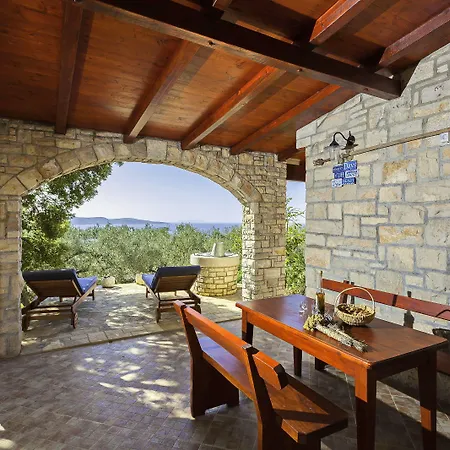 Stone House San Pelegrin * Vela Luka
